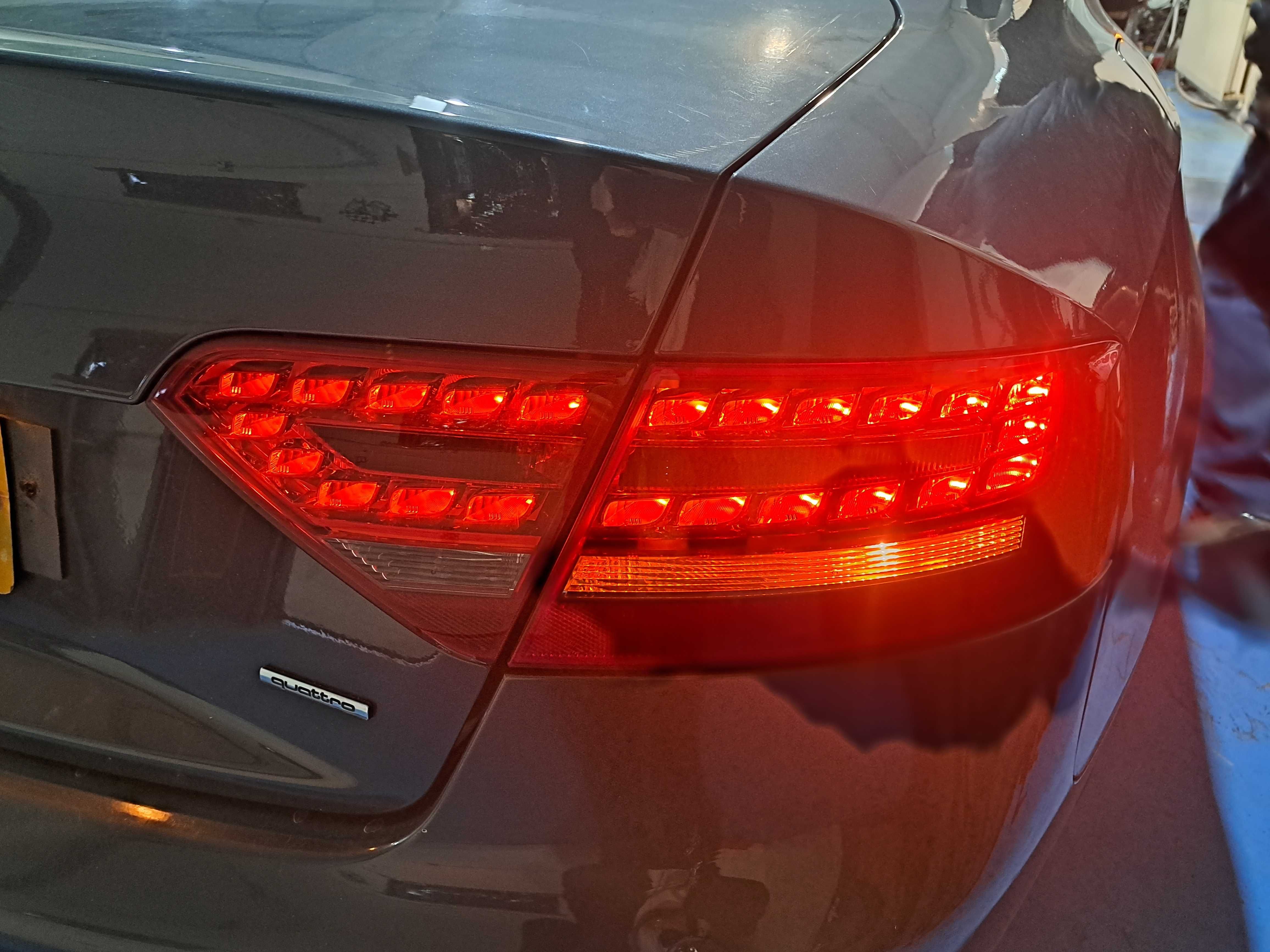 Dezmembrari  AUDI A5 coupe 3.0 tdi quatro S-LINE