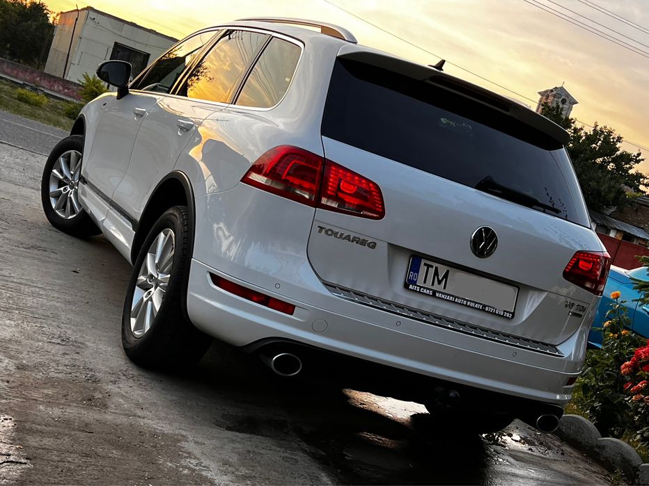 Vw Touareg R-line BlueMotion/Panoramic/Navi/Piele/Inmatriculat Ro