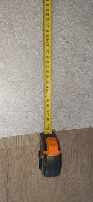 Blat Egger. Model F 052