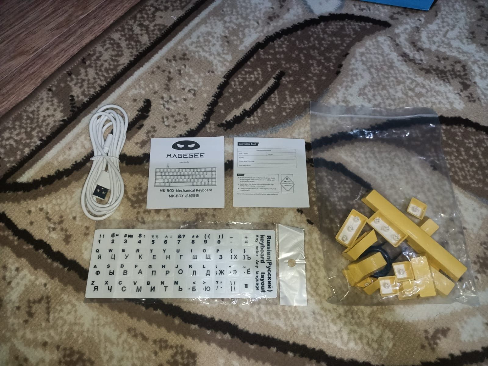 Клавиатура MageGee MK-Box 60% Portable Mechanical Gaming Keyboard белы