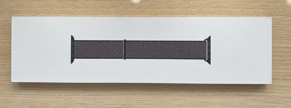 Apple Watch 44mm sport loop black - черна каишка