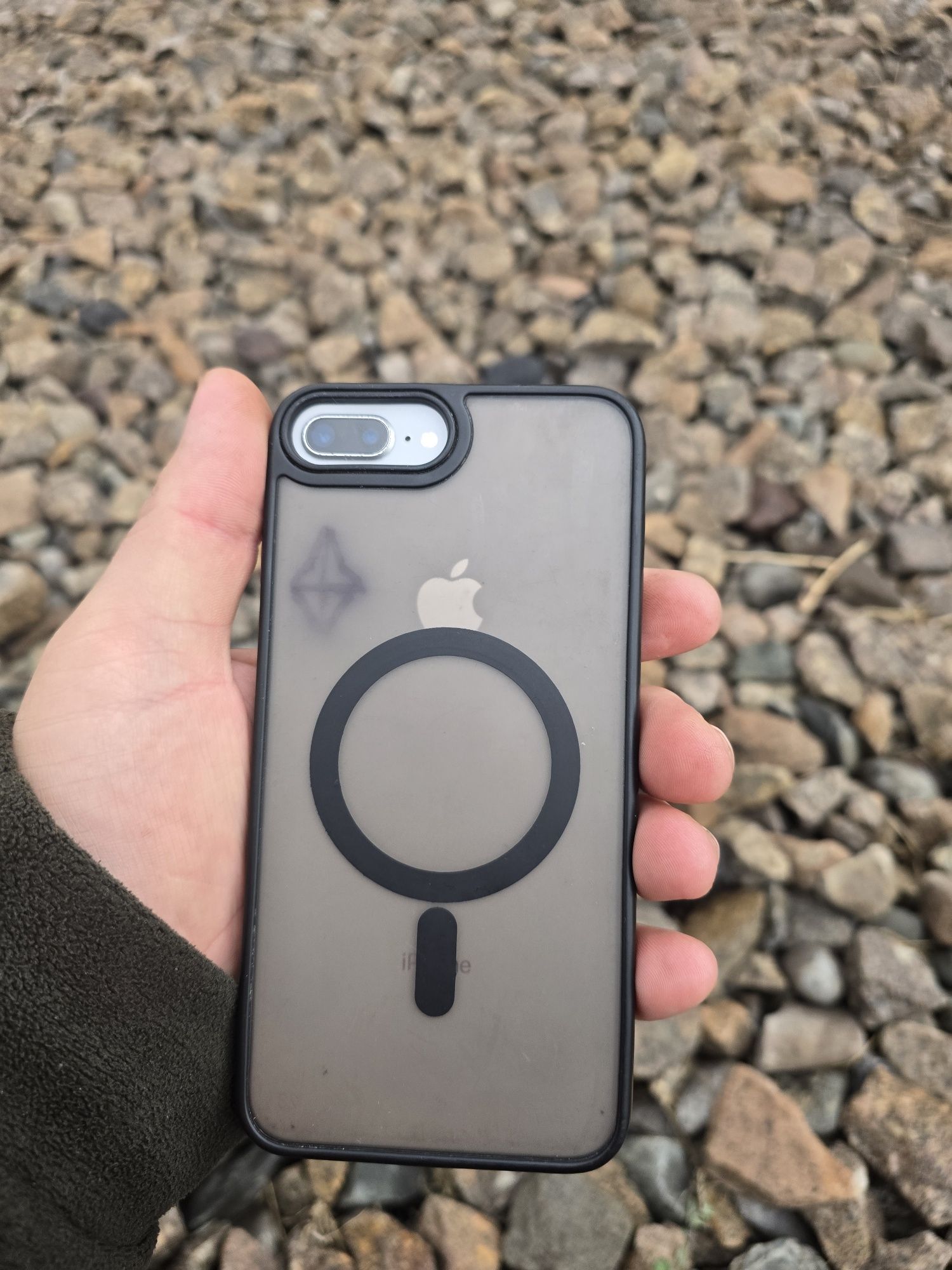 I phone 8 plus 64gb  internet