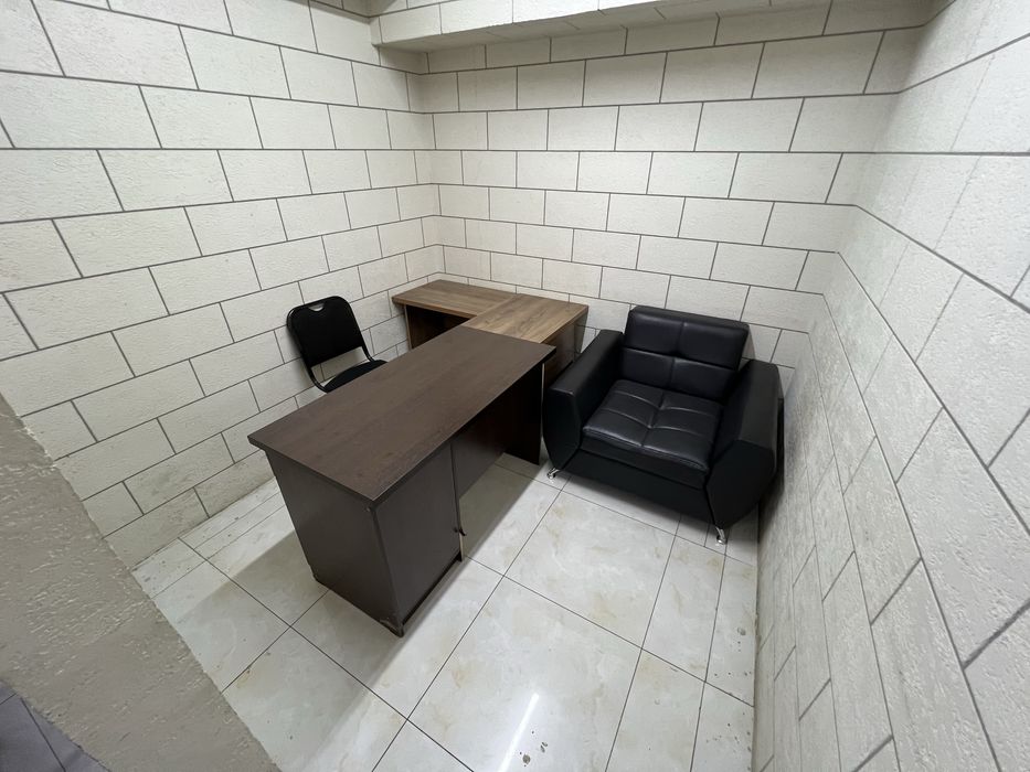 Аренда под офис 2 минут от метро Новза, С МЕБЕЛЬЮ! 24м2 300$