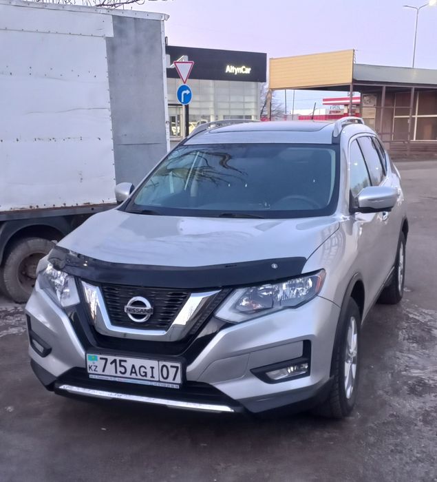 Ниссан Роуг в отличном состоянии