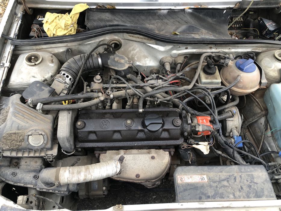 Polo mk2 1.3 75кс 1991г
