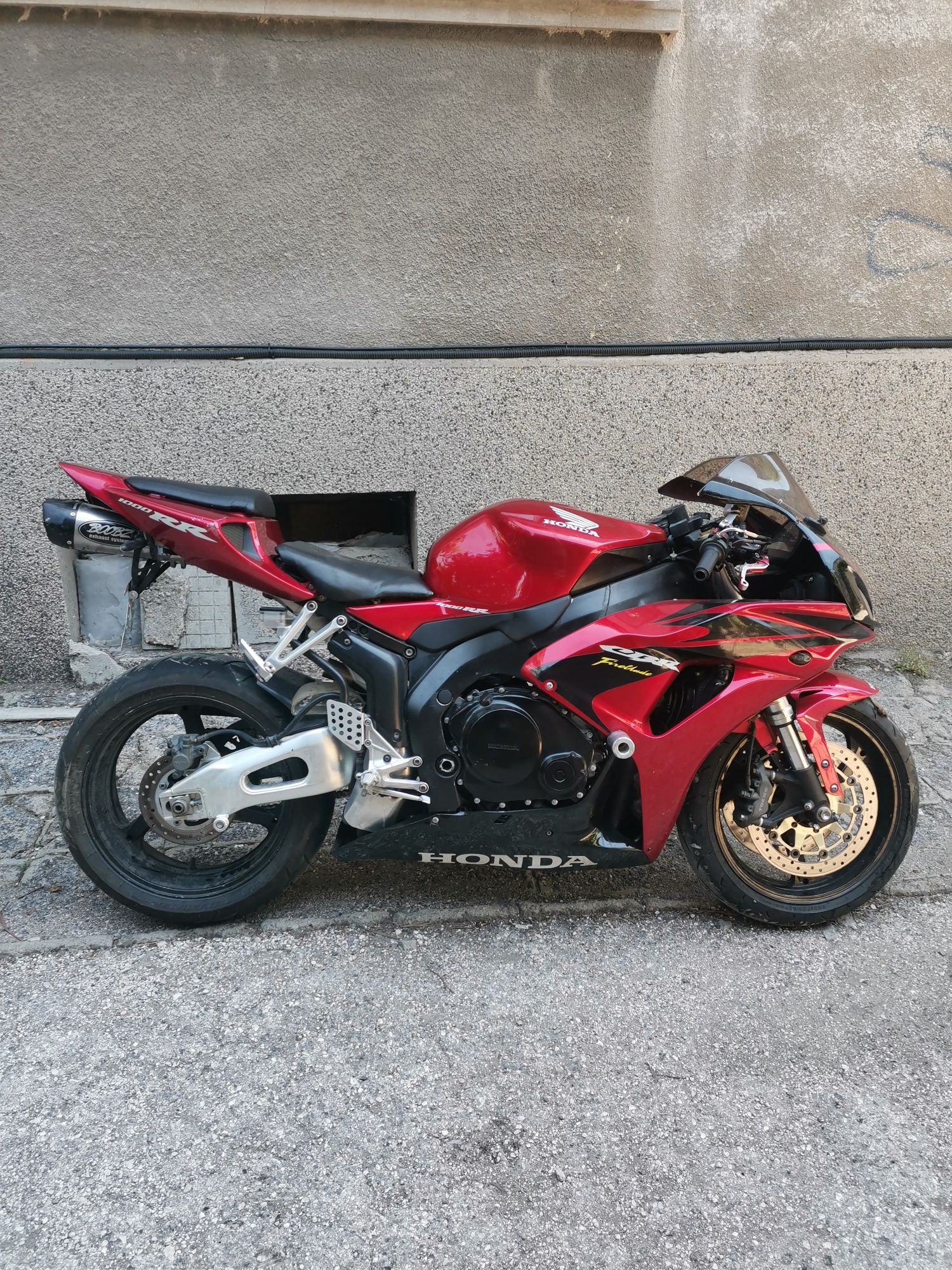 На части Honda cbr 1000rr Хонда цбр 1000 рр