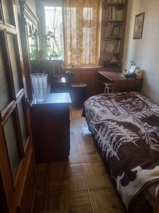 4 ком/2/4 площадь 80м2. Ялангач, бывшая М.Улугбекская налоговая