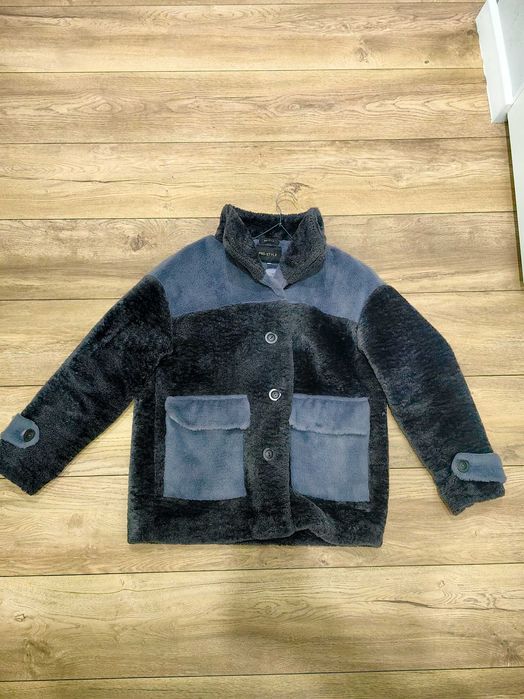 Продам верхнюю одежду р-р 46