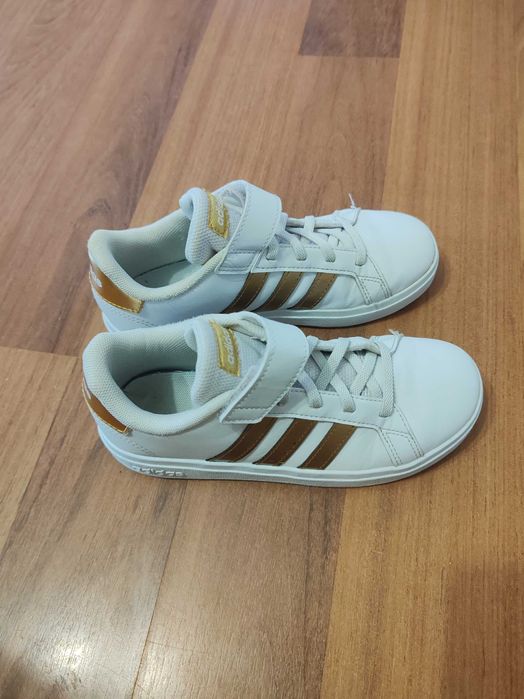 Детски маратонки Adidas размер 33