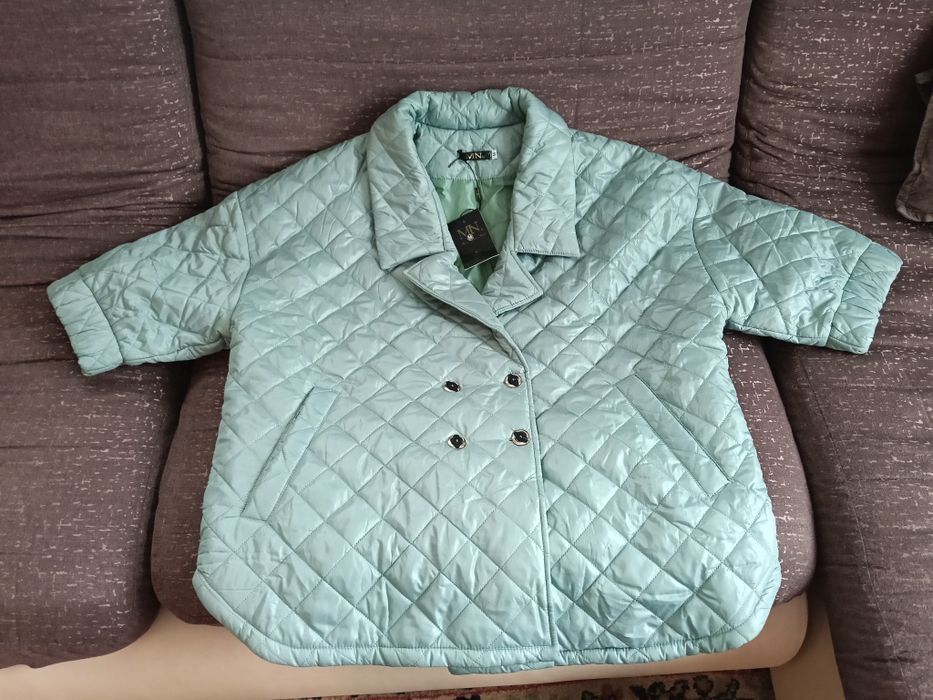 Продам новую куртку