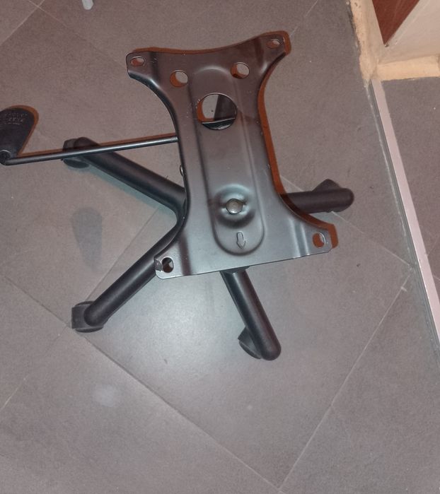 Части за офис стол