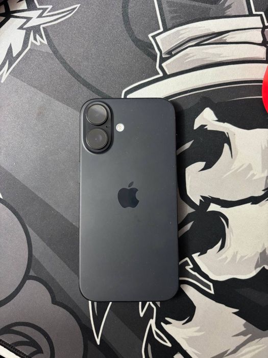 Продам или обменяю iphone 16 128gb