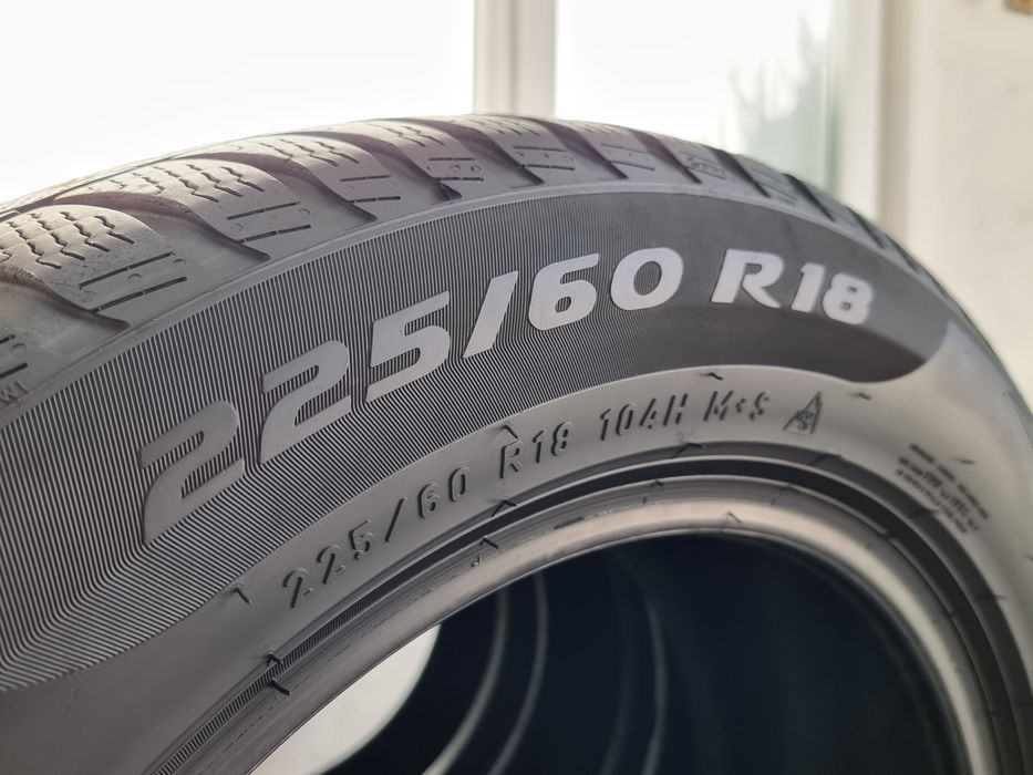 "Dot 22" 225/60/18 Pirelli 4Броя: 450лв 6.5мм