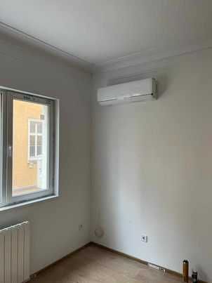 Дава се под наем Четиристаен апартамент в София, Център - 140 кв.м за 1250 € - Снимка #4