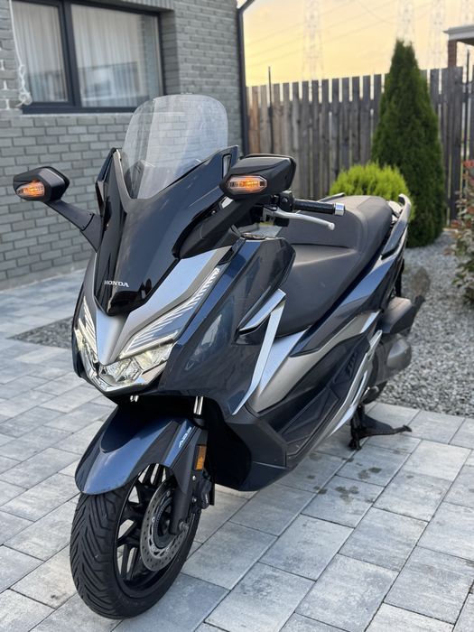 Honda Forza 300 facelift/ Led Abs