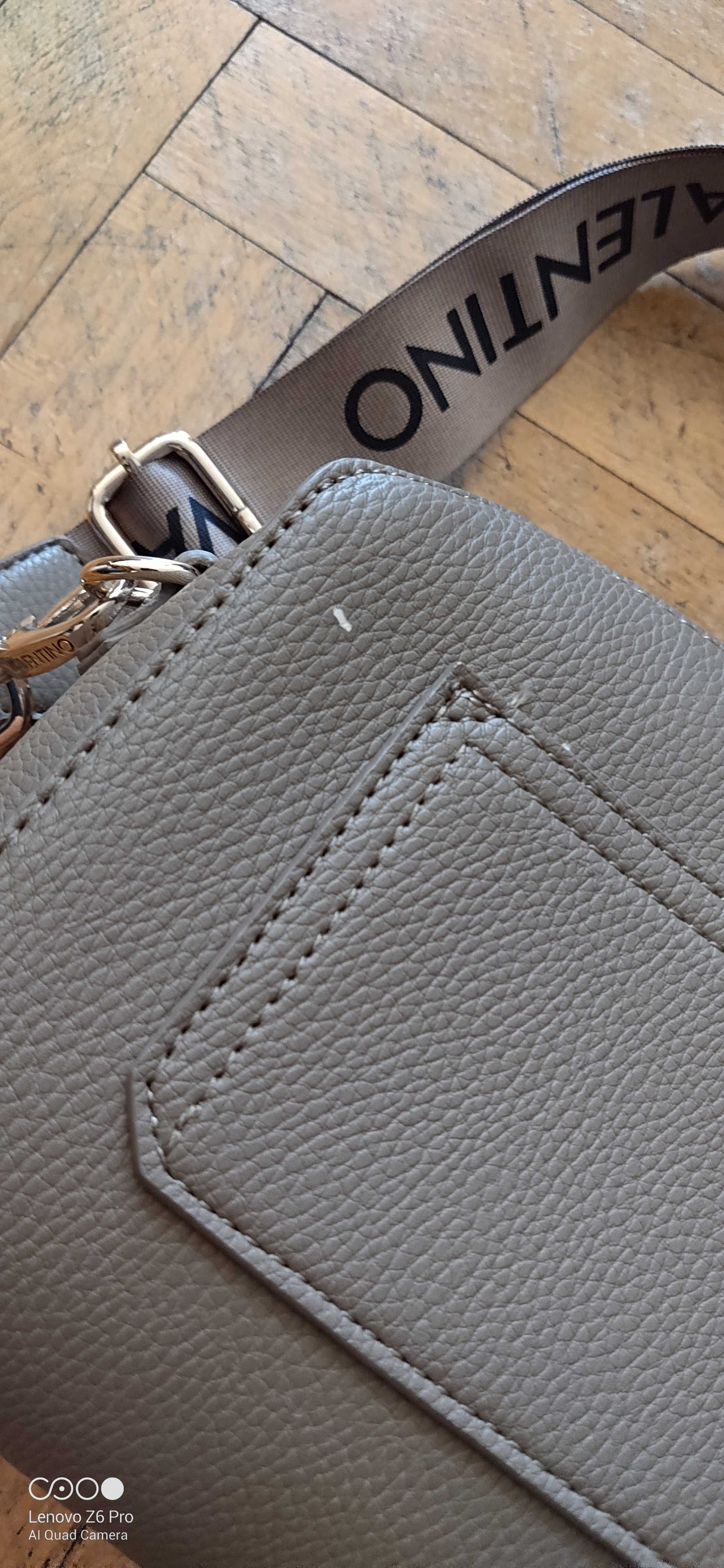 Оригинална чанта Valentino
