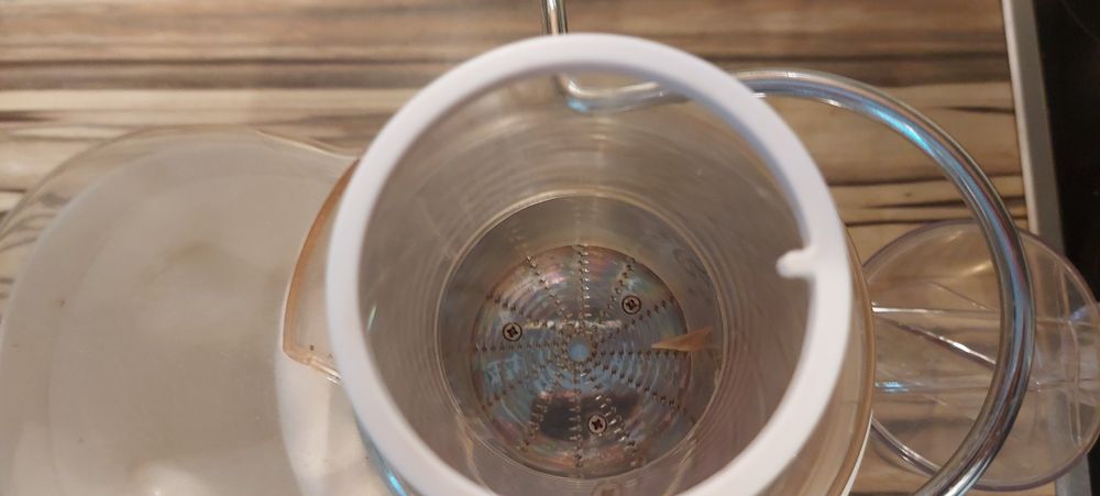 Сокоистисквачка Таурус