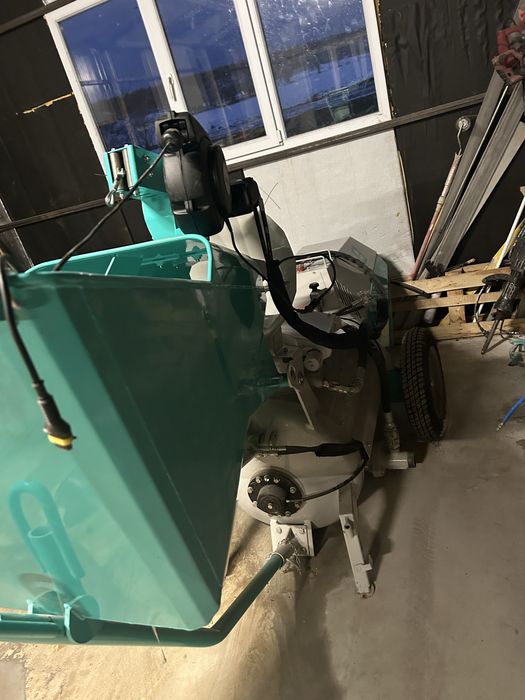 Renault mascot pompa sapa mecanizata