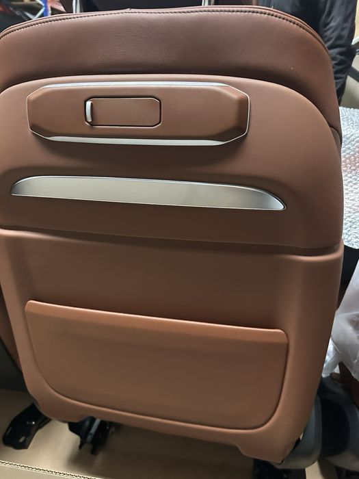 Bmw X7 G07 LCI комплект седалки 6 местен