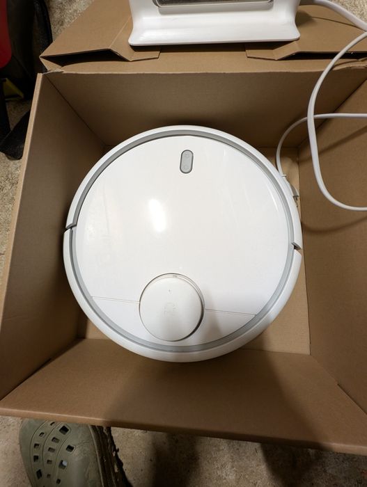 Vând Robot Mi Vacum Cleaner Xiaomi / Roborok