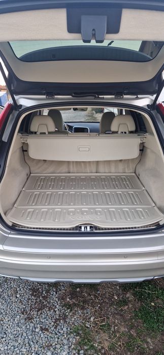 Volvo XC 60 M1G-  D4 AWD, 2.4 diesel, 190 CP, in 5 cilindri