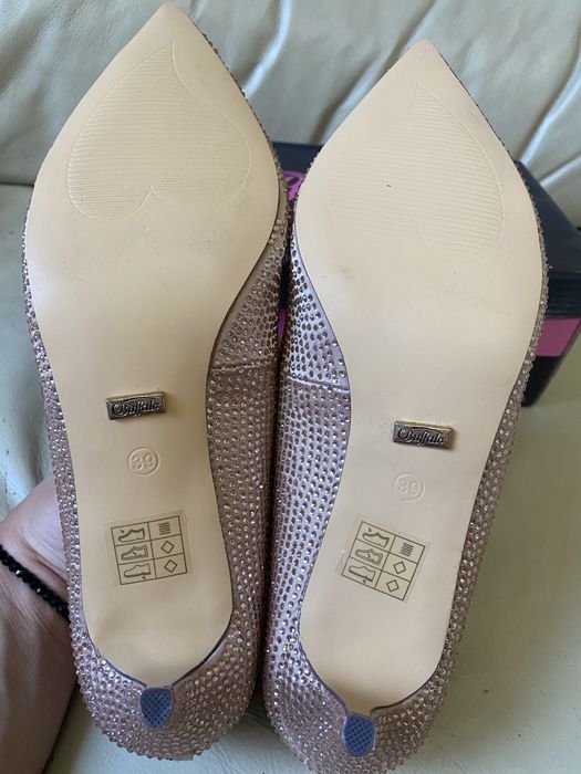 Buffalo - дизайнерски дамски обувки