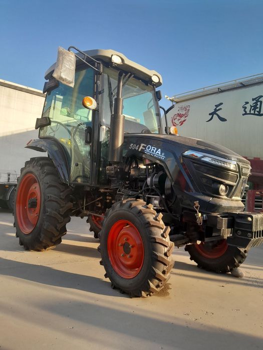 Трактор Fora 304 кабина