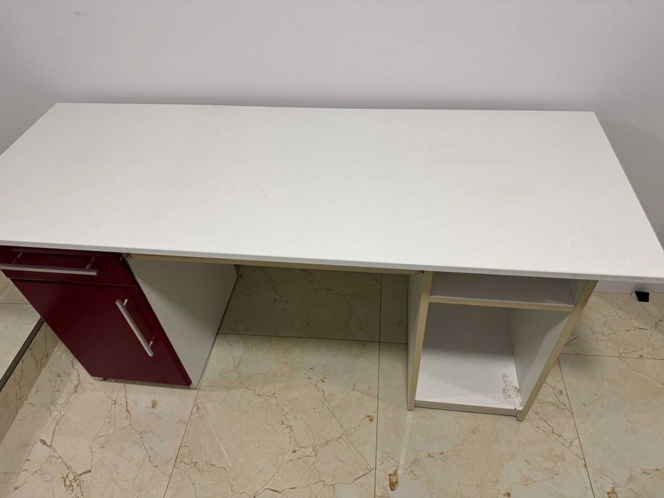 Birou cu sertar 1.60 m x 60 m