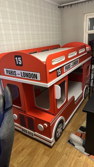 Двух ярусная кровать London bus