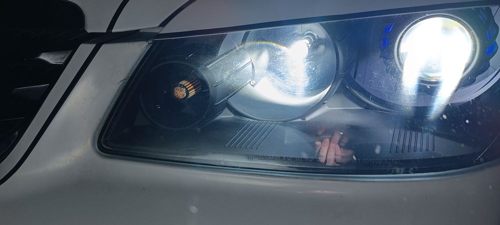 Продам передние bi-led и задние Optra фары на Lacеtti