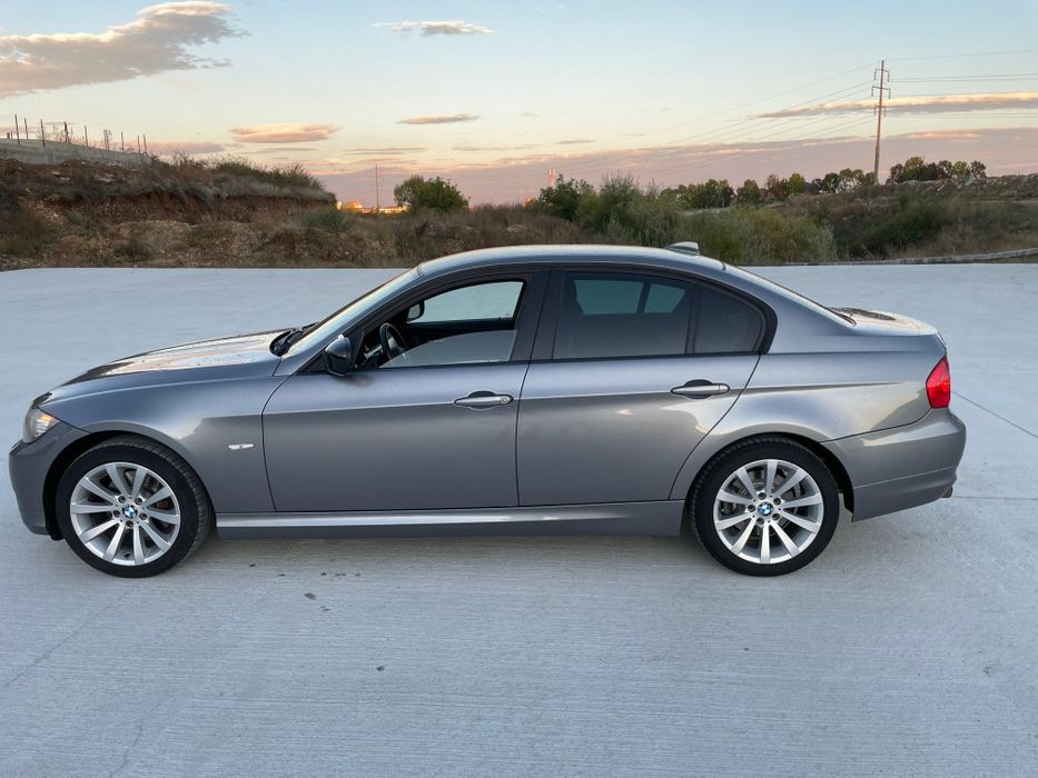 Vand BMW seria 3 e90 320D
