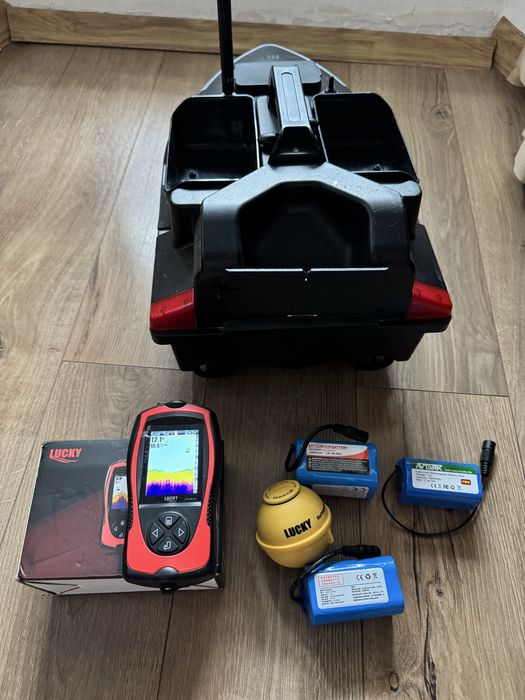 Navomodel plantat cu GPS si autopilot + sonar bonus