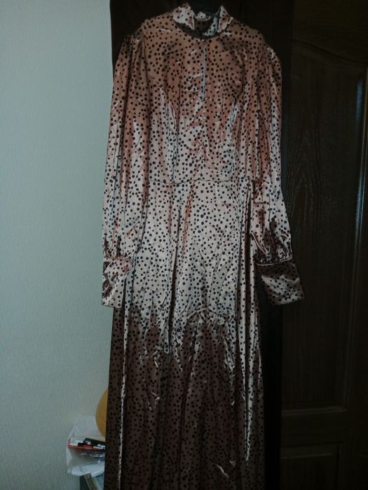 Платье очень красивое нарядное