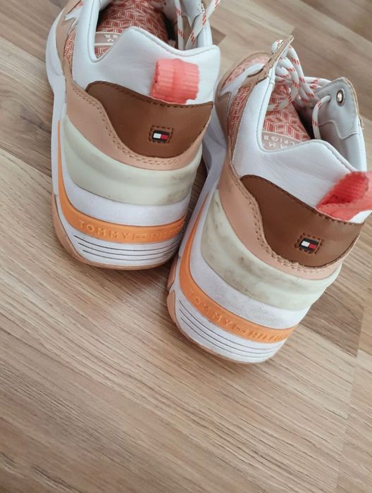 Adidasi Tommy Hilfiger