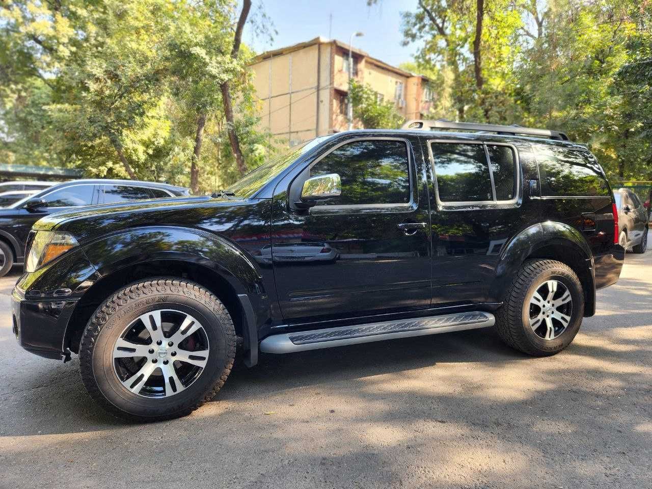 Nissan Pathfinder R51. Идеальное состояние.