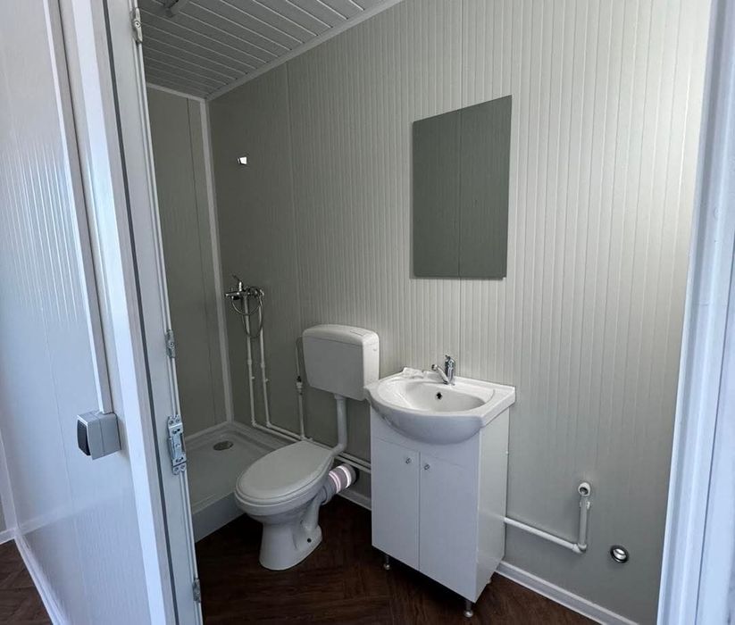 Containere modulare Birouri | Spatii Comerciale | Locuinte | 6 x 2.40m