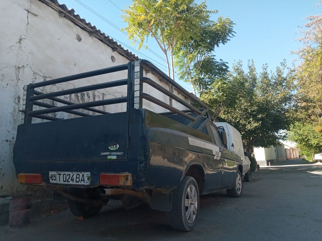Автомобиль волга газ 24