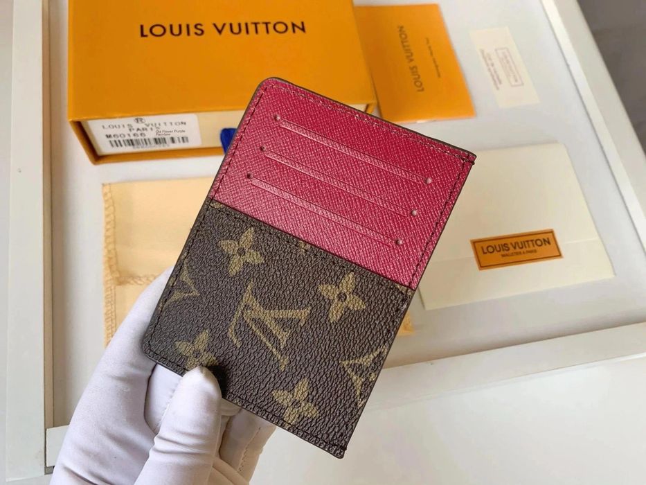 Louis Vuitton  cardhold
