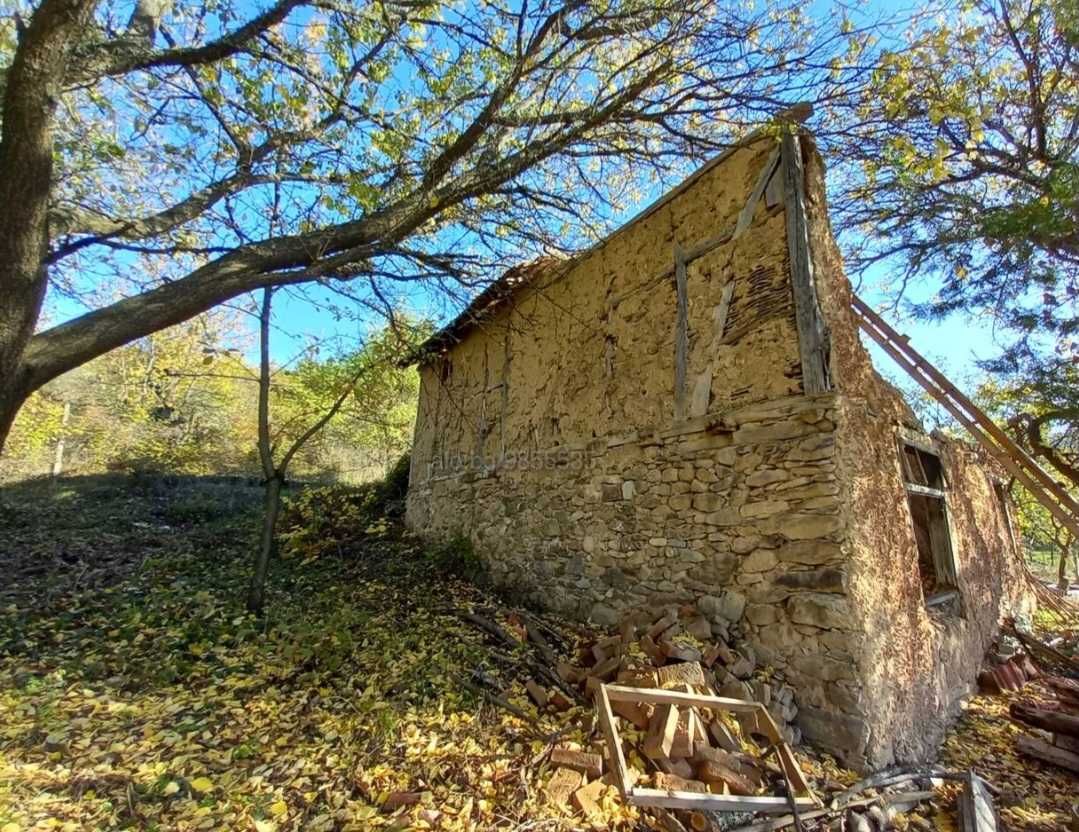 Продава парцел в с. Шипочано.