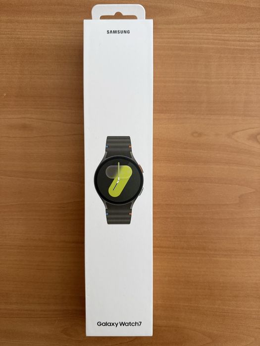 Samsung Galaxy Watch 7 44мм- Чисто нов