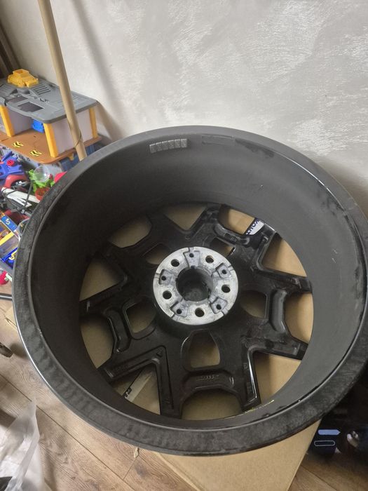 Оригинални 19" бмв М887