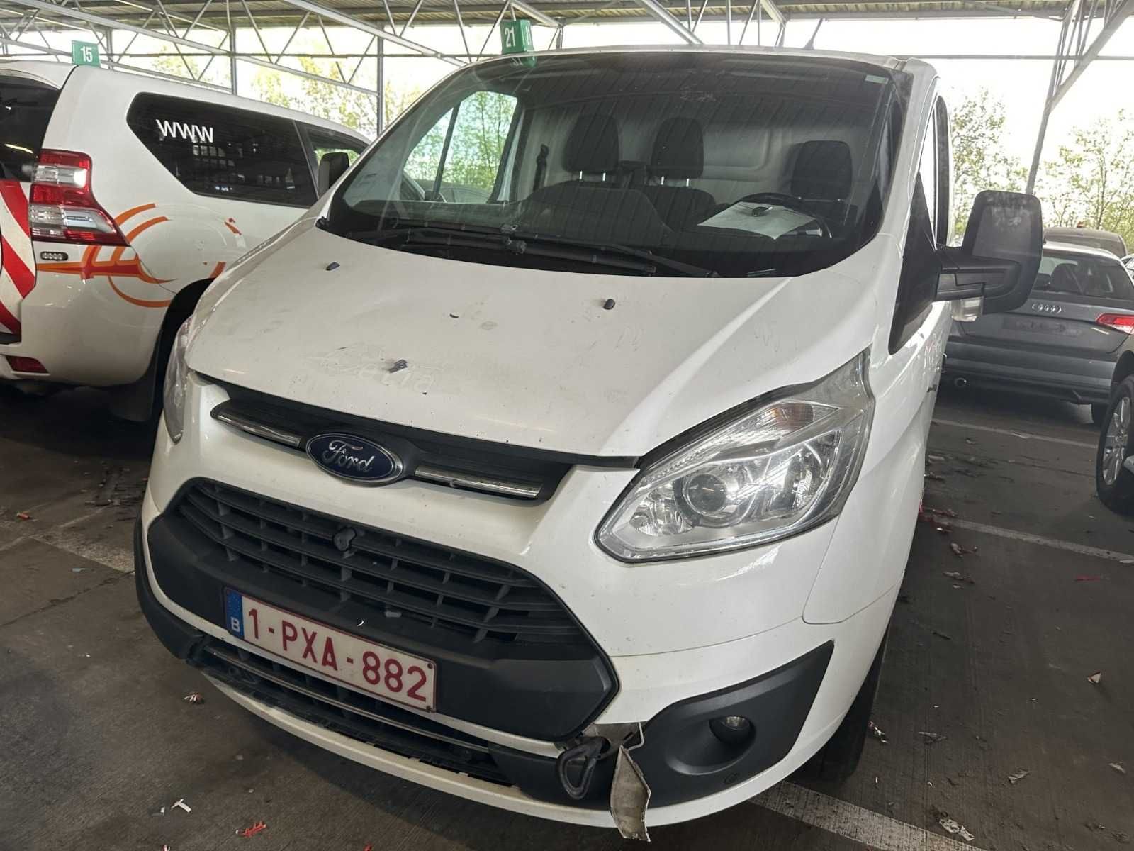 Dezmembrez Ford Transit Custom,2016,2.0 diesel ,cod motor YMF6 180,000