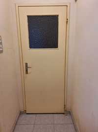 Врата за панелен апартамент