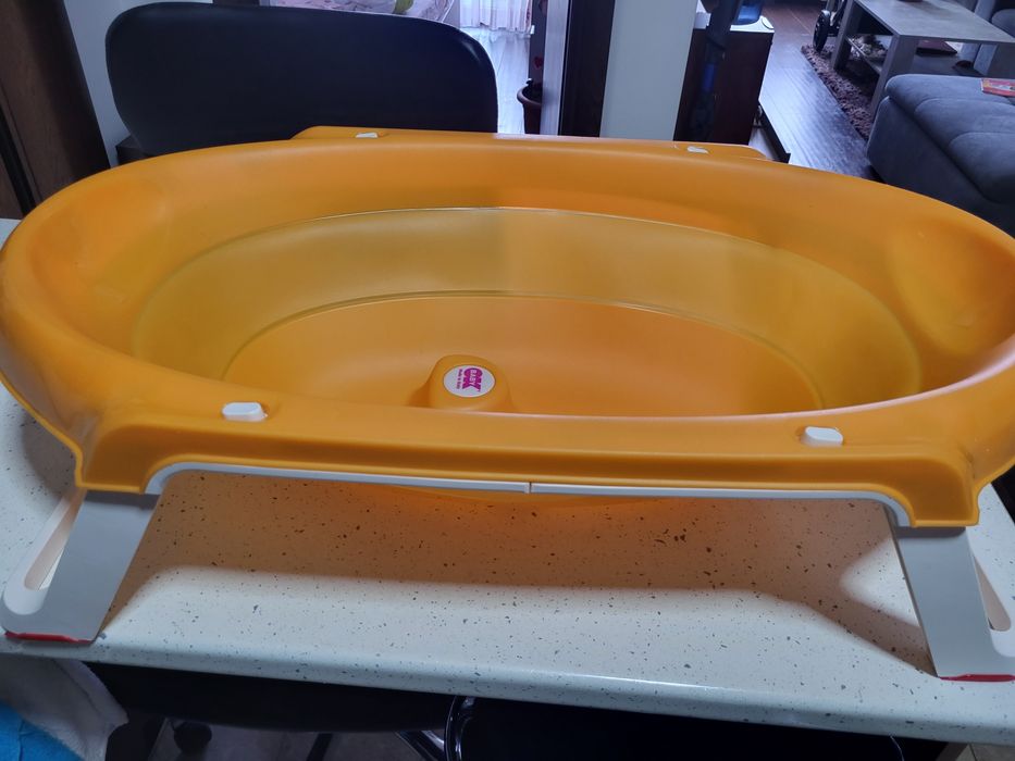 Vând cadita bebe pliabila perfecta pentru calatorii