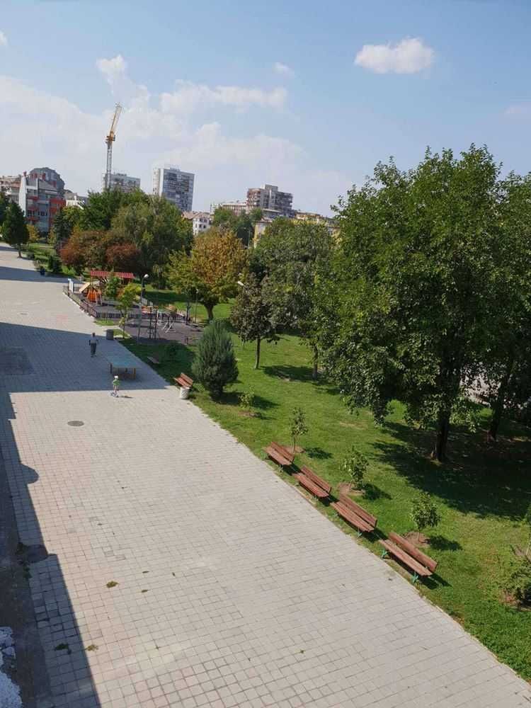 Дава се под наем Тристаен апартамент в Пловдив, Кършияка - 110 кв.м за 550 € - Снимка #5
