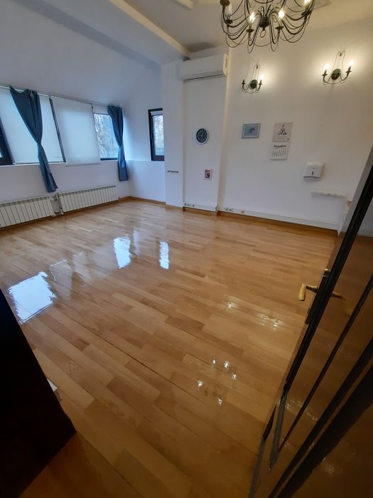 Raschetare parchet Montaj recondiționare șlefuire rașchetare parchet