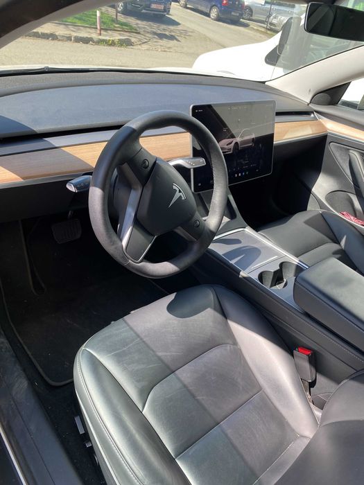 Predare leasing Tesla Model 3 Long Range