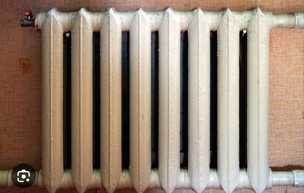 Продаются чугунные батареи б/у 4 шт по 8 секций