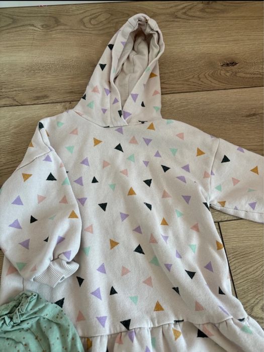 Set hainute next marimea 4-5 ani