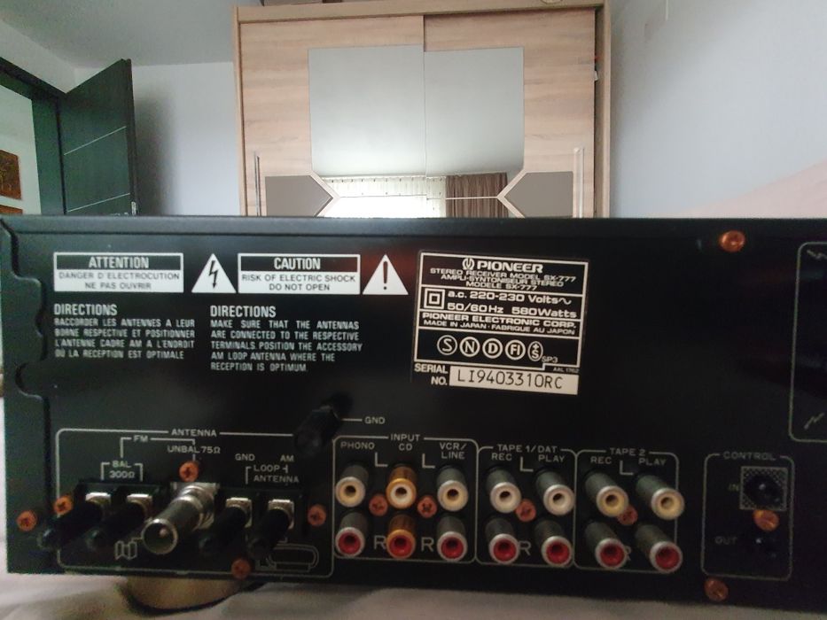 Vând amplificator Pioneer SX 777